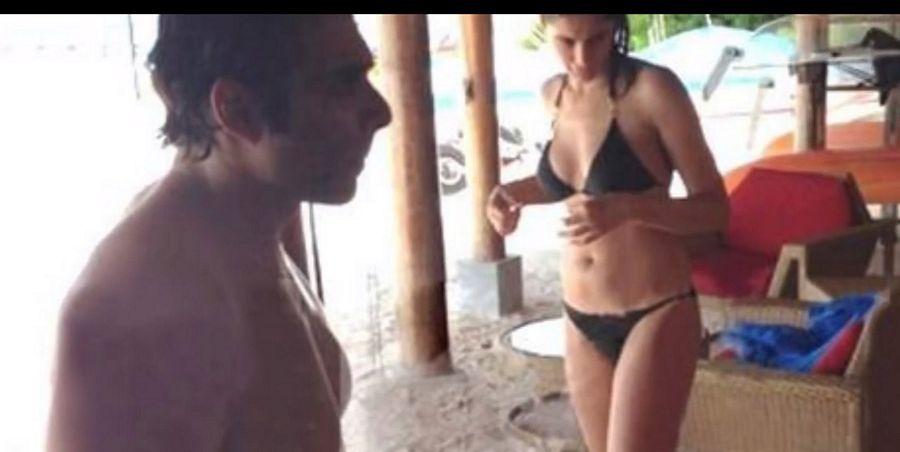 OMG!! Leaked Shocking Pictures of Bollywood Celebs