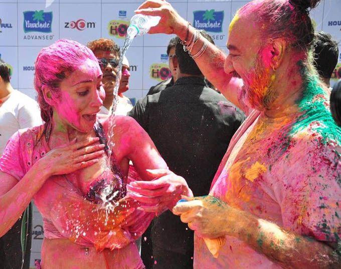 OMG!! Leaked Shocking Pictures of Bollywood Celebs