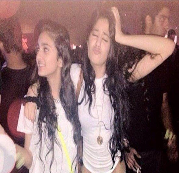 OMG!! Leaked Shocking Pictures of Bollywood Celebs