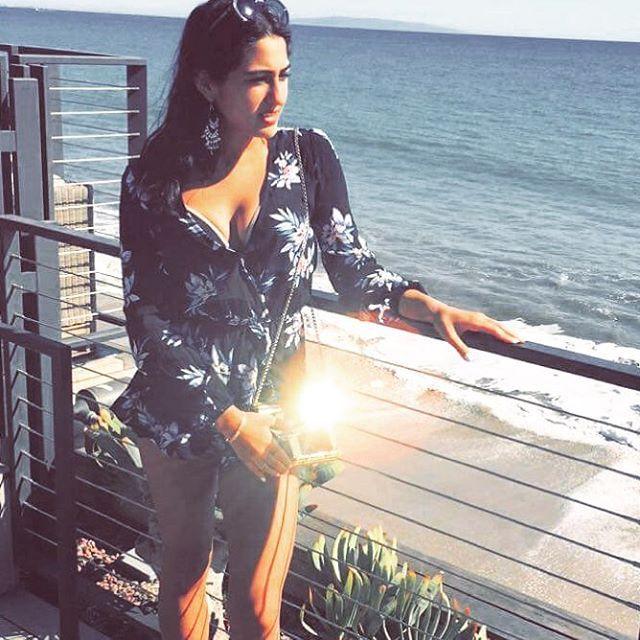 OMG!! Leaked Shocking Pictures of Bollywood Celebs