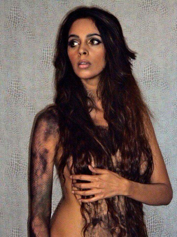 OMG!! Leaked Shocking Pictures of Bollywood Celebs