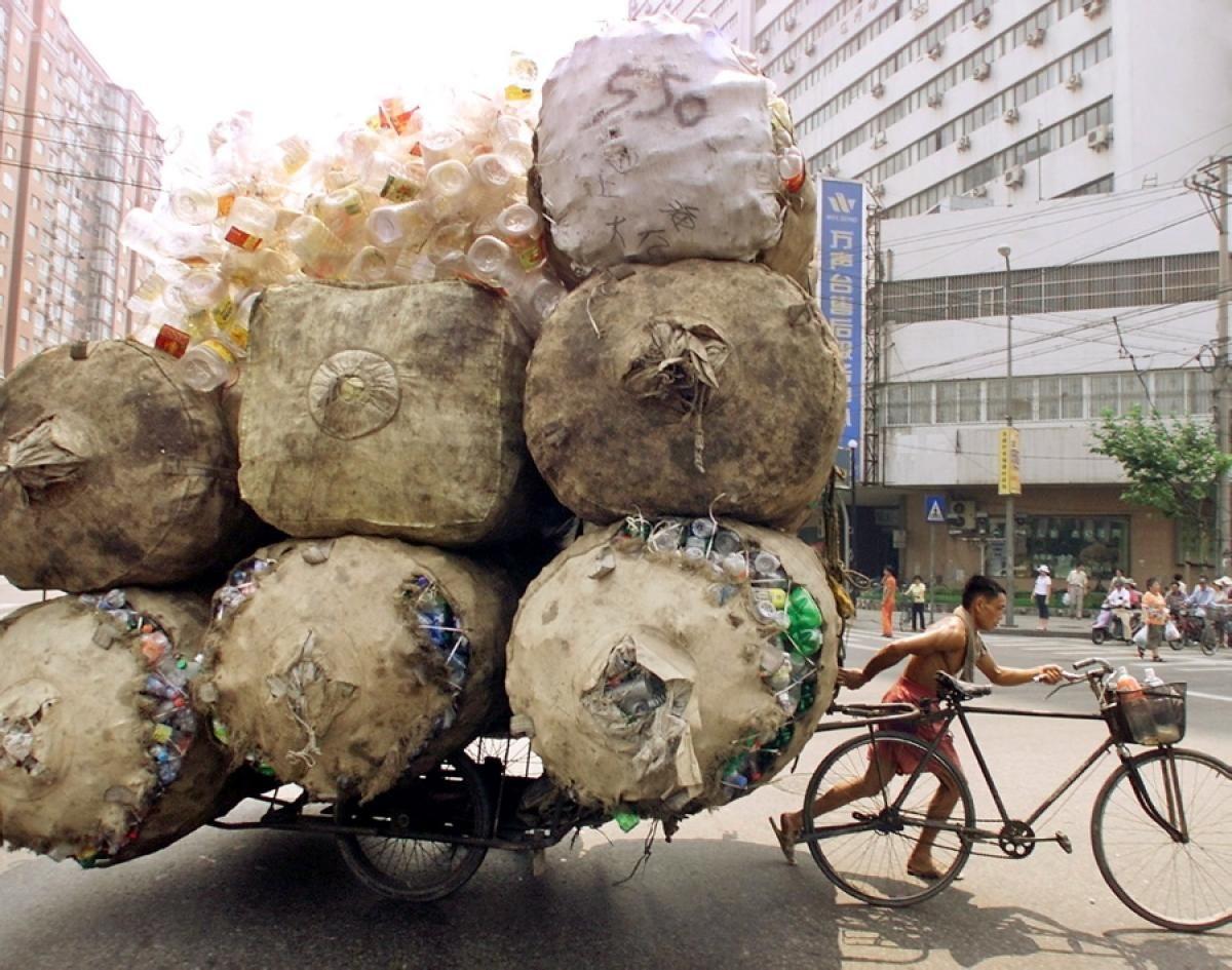 Overloaded Vehicles from Around the World
