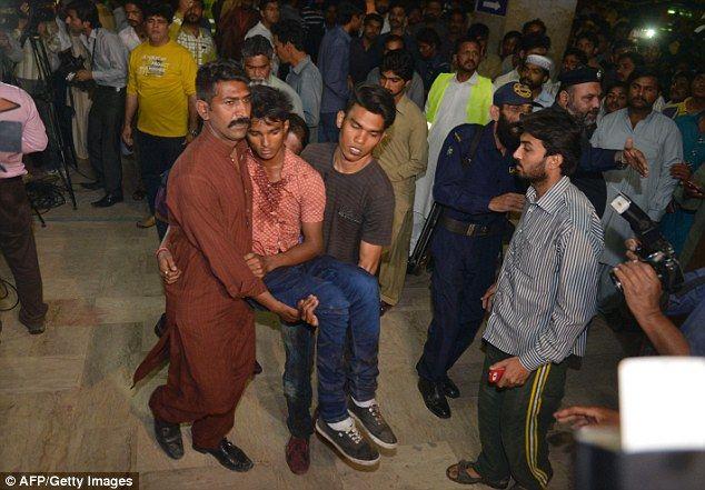 Pakistan Park Attack Targeting Christians Kills Photos