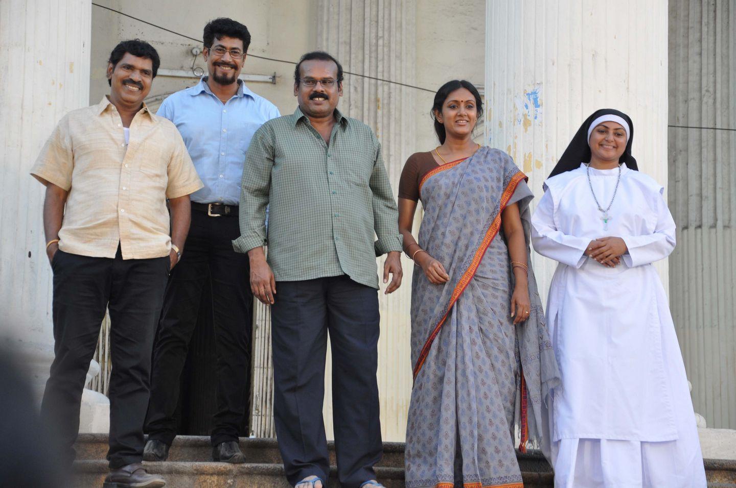 Pallikoodam Pogamale Stills