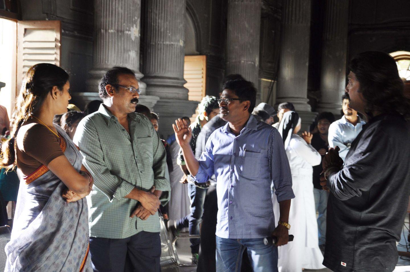Pallikoodam Pogamale Stills