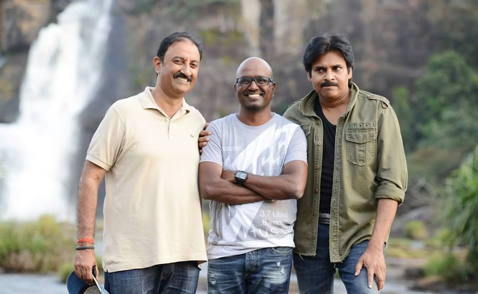 Pawan Kalyan Recent Photos at Sardaar Gabbar Singh Kerala Shoot