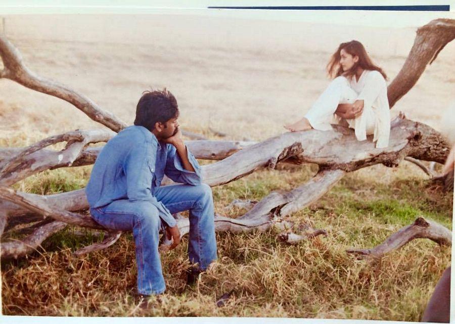 Pawan Kalyan EX-Wife shares UNSEEN Old Photos of Power Star