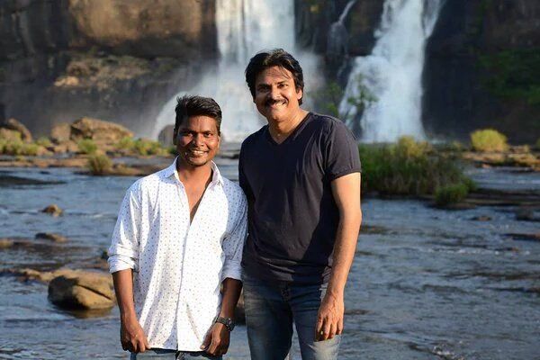 Pawan Kalyan Latest Unseen Pics from Sardaar Gabbar Singh Sets