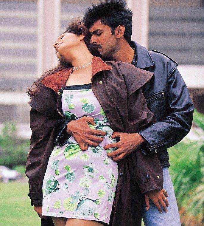 Pawan Kalyan Most Romantic Photos