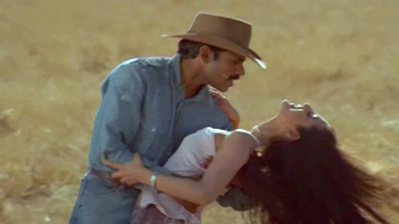 Pawan Kalyan Most Romantic Photos