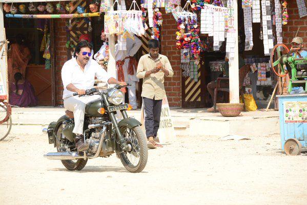 Pawan Kalyan Sardaar Gabbar Singh HD Photos