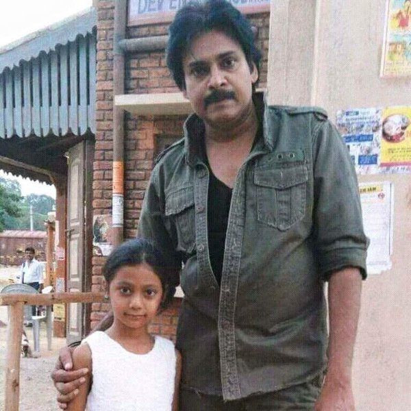 Pawan Kalyan Sardaar Gabbar Singh Movie Working Latest Pics