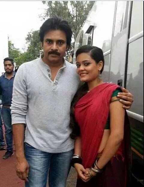 Pawan Kalyan Sardaar Gabbar Singh Movie Working Latest Pics