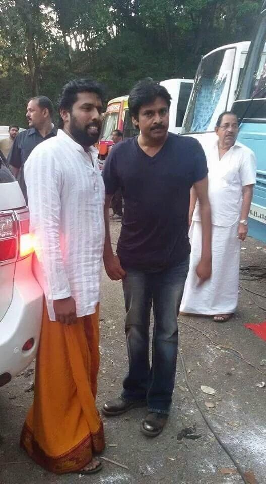 Pawan Kalyan Sardaar Gabbar Singh Movie Working Latest Pics