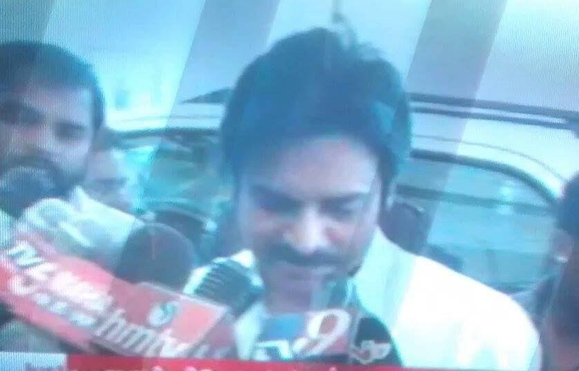 Pawan Kalyan Spotted At Vijayawada Photos