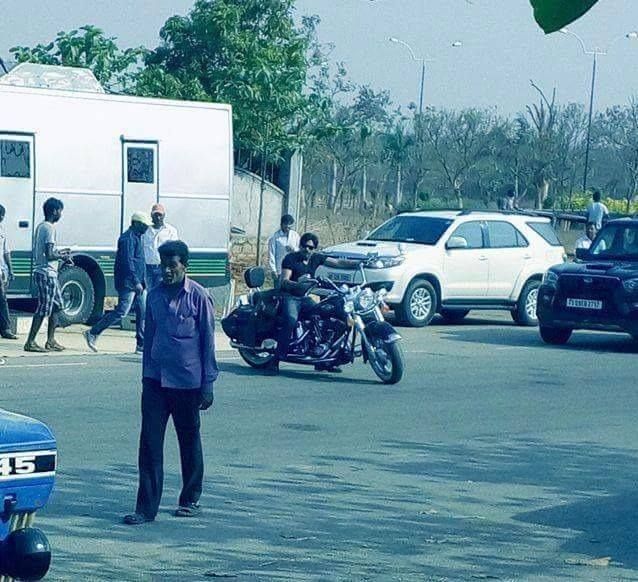 Pawan Kalyan Unseen Working Stills from Sardaar Gabbar Singh