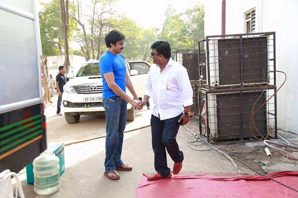 Pawan Kalyan With Kona Venkat Snapped Yesterday Photos