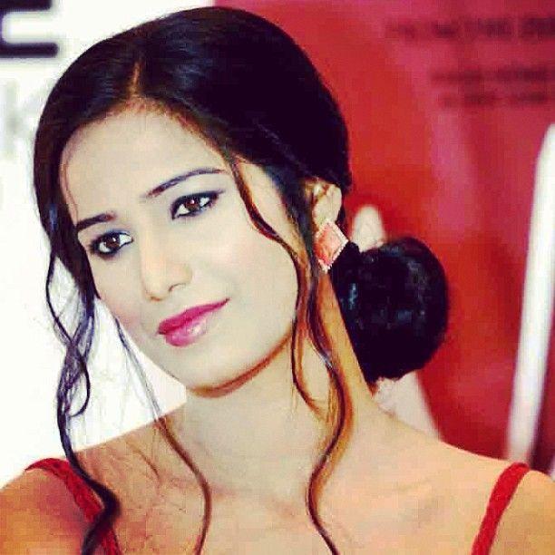 Poonam Pandey Instagram Photos