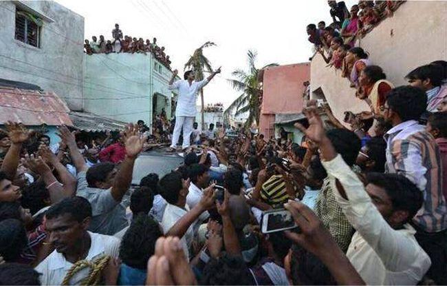 Power Star at Sardaar Gabbar Singh in Gujarat Photos