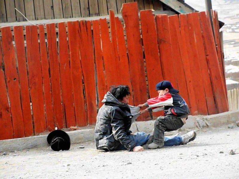 Powerful Photos From Around The World