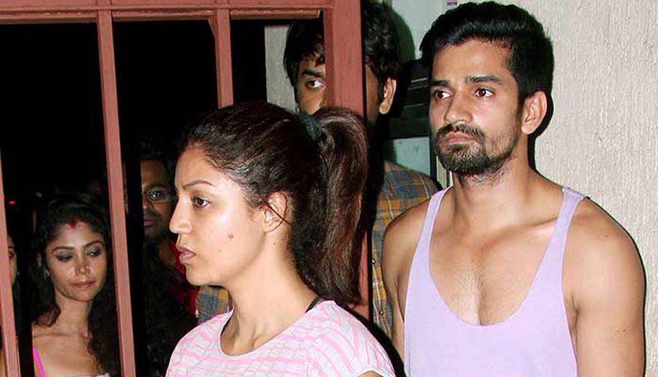 Pratyusha Banerjee Funeral Photos