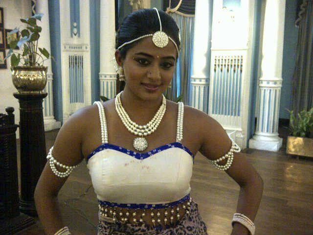 Priyamani Rare & Unseen Real Life Photos