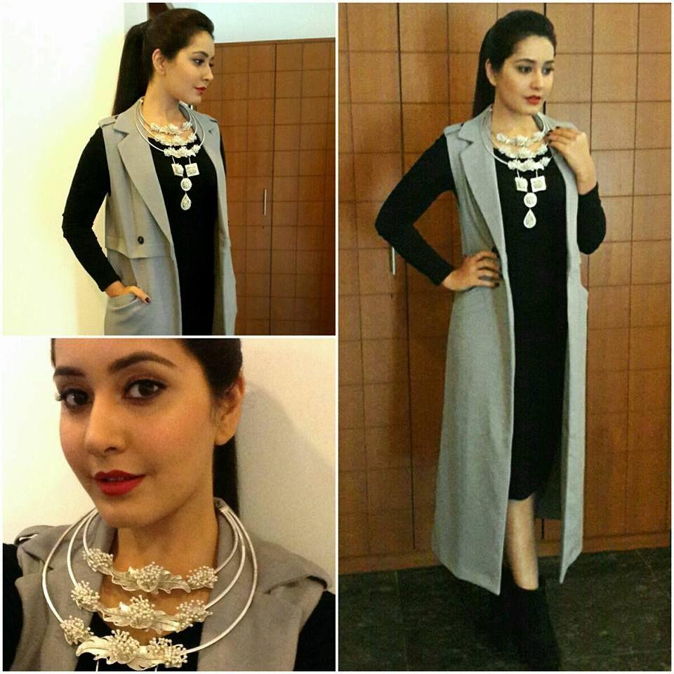 Raashi Khanna Unseen Pictures