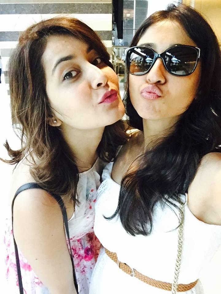 Raashi Khanna Unseen Pictures