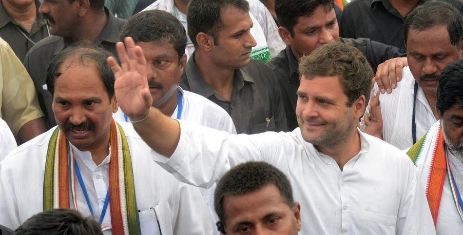 Rahul Gandhi Raithu Bharosa Yatra Photos