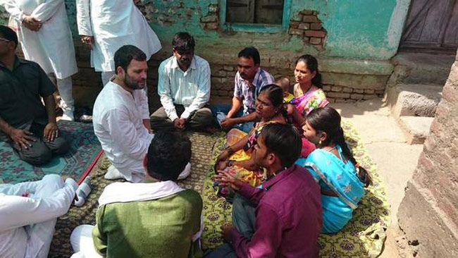 Rahul Gandhi Visits Vidarbha Meets Farmers