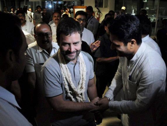 Rahul Gandhi Visits Vidarbha Meets Farmers