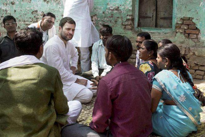 Rahul Gandhi Visits Vidarbha Meets Farmers