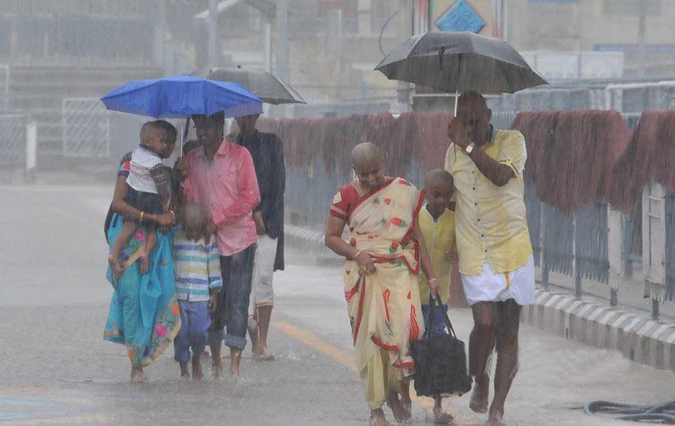 Rain Lashes Tirumala Tirupati Pics