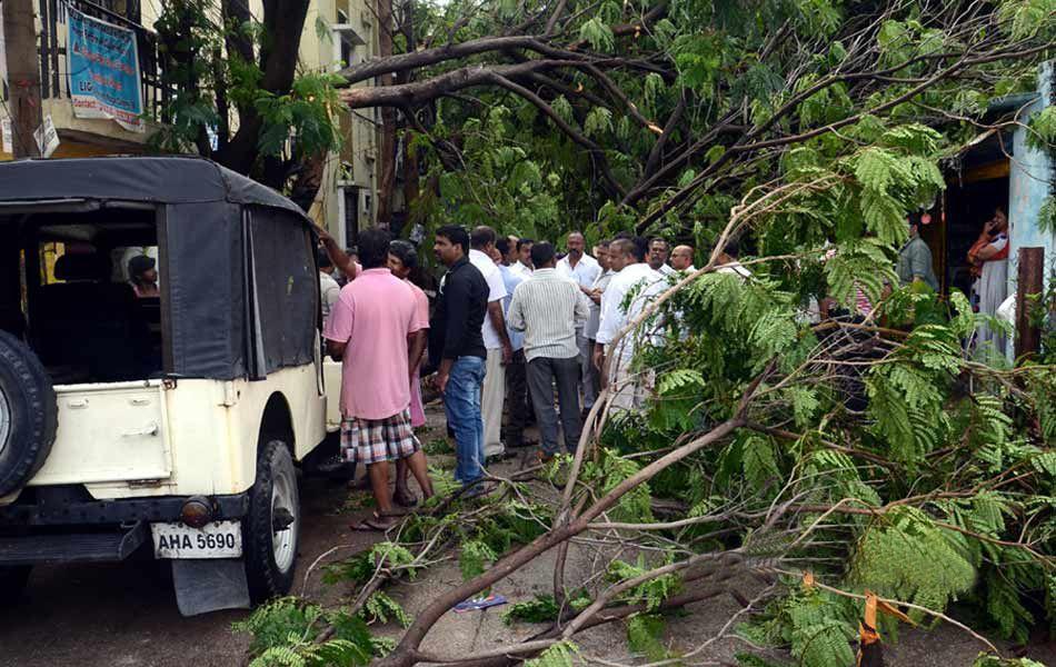 rainfall in hyderabad photos