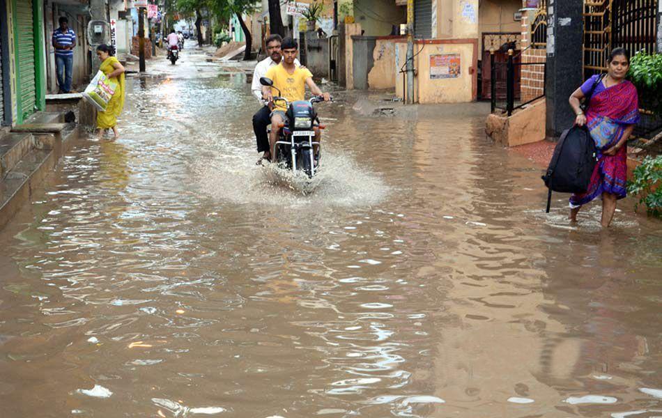 rainfall in hyderabad photos