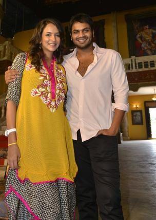 Raksha Bandhan Special : Celebs with their Siblings 