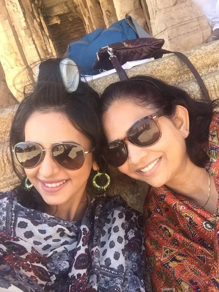 Rakul Preet Singh UNSEEN Instagram Photos