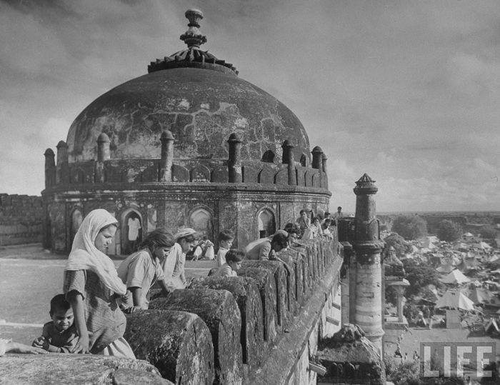 Rare & Unseen Images Of India–Pakistan Partition 1947