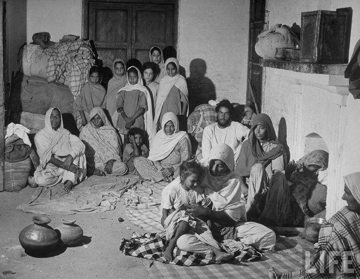 Rare & Unseen Images Of India–Pakistan Partition 1947