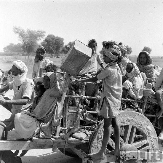 Rare & Unseen Images Of India–Pakistan Partition 1947