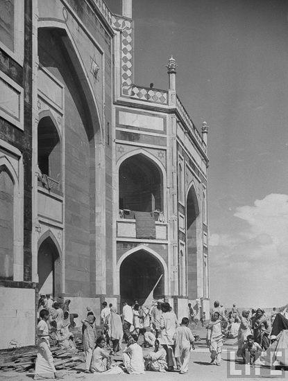 Rare & Unseen Images Of India–Pakistan Partition 1947