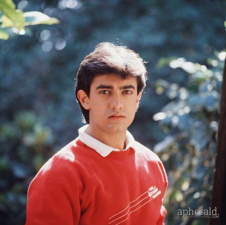 Rare Pics Of Bollywood Stars