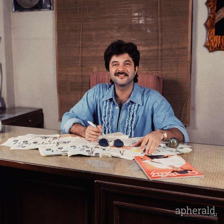 Rare Pics Of Bollywood Stars