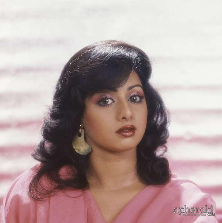 Rare Pics Of Bollywood Stars