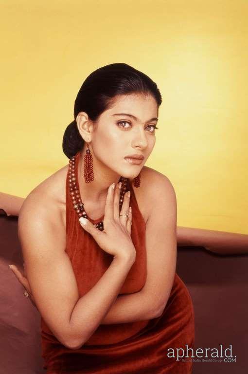 Rare Pics Of Bollywood Stars