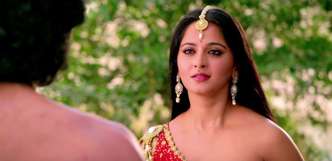 Rudhramadevi Movie New Wallpapers
