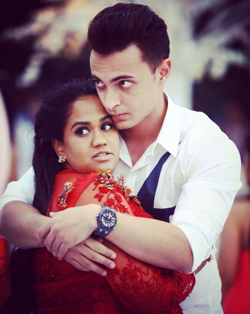 Salman Khan Sister Arpita Unseen Pics