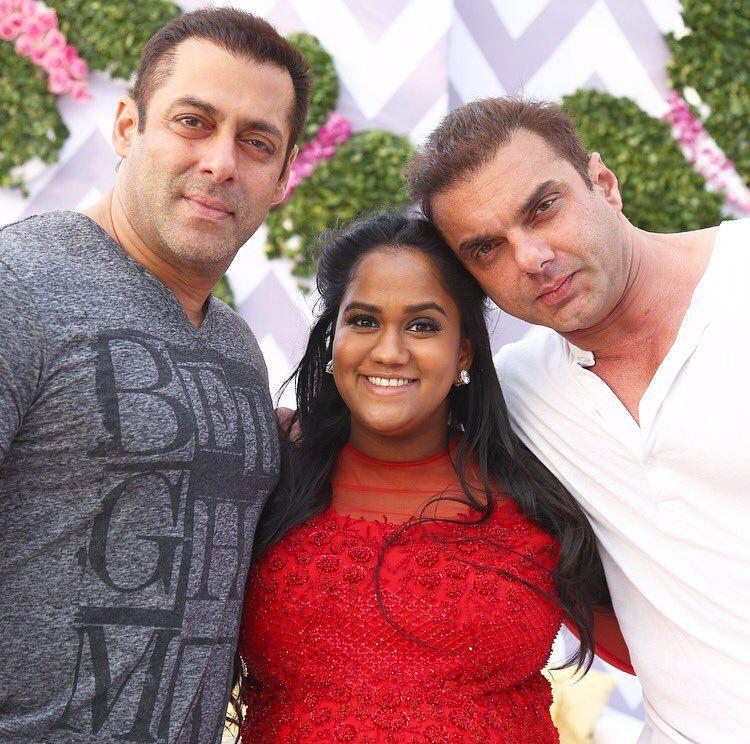 Salman Khan Sister Arpita Unseen Pics