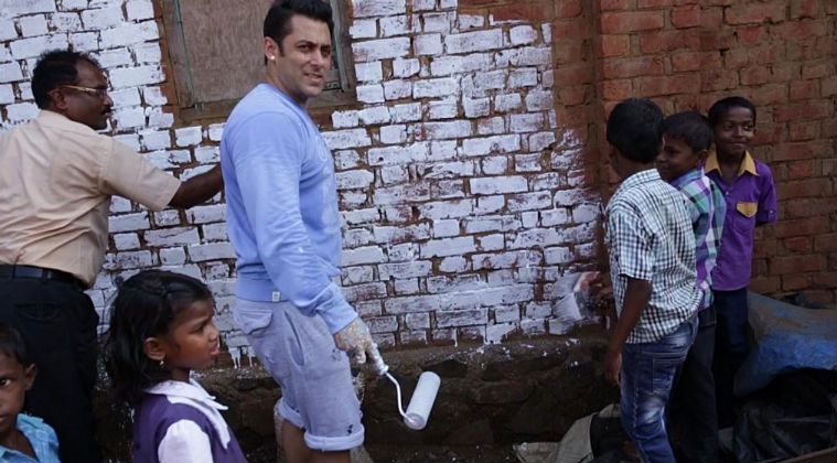 Salman Khan with Fans Unseen Pics