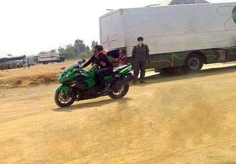 Sardar Gabbar Singh Shooting Unseen Pics